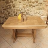 Art deco table