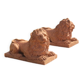 Pair of terracotta lions