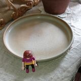 Set of six plates in sandstone