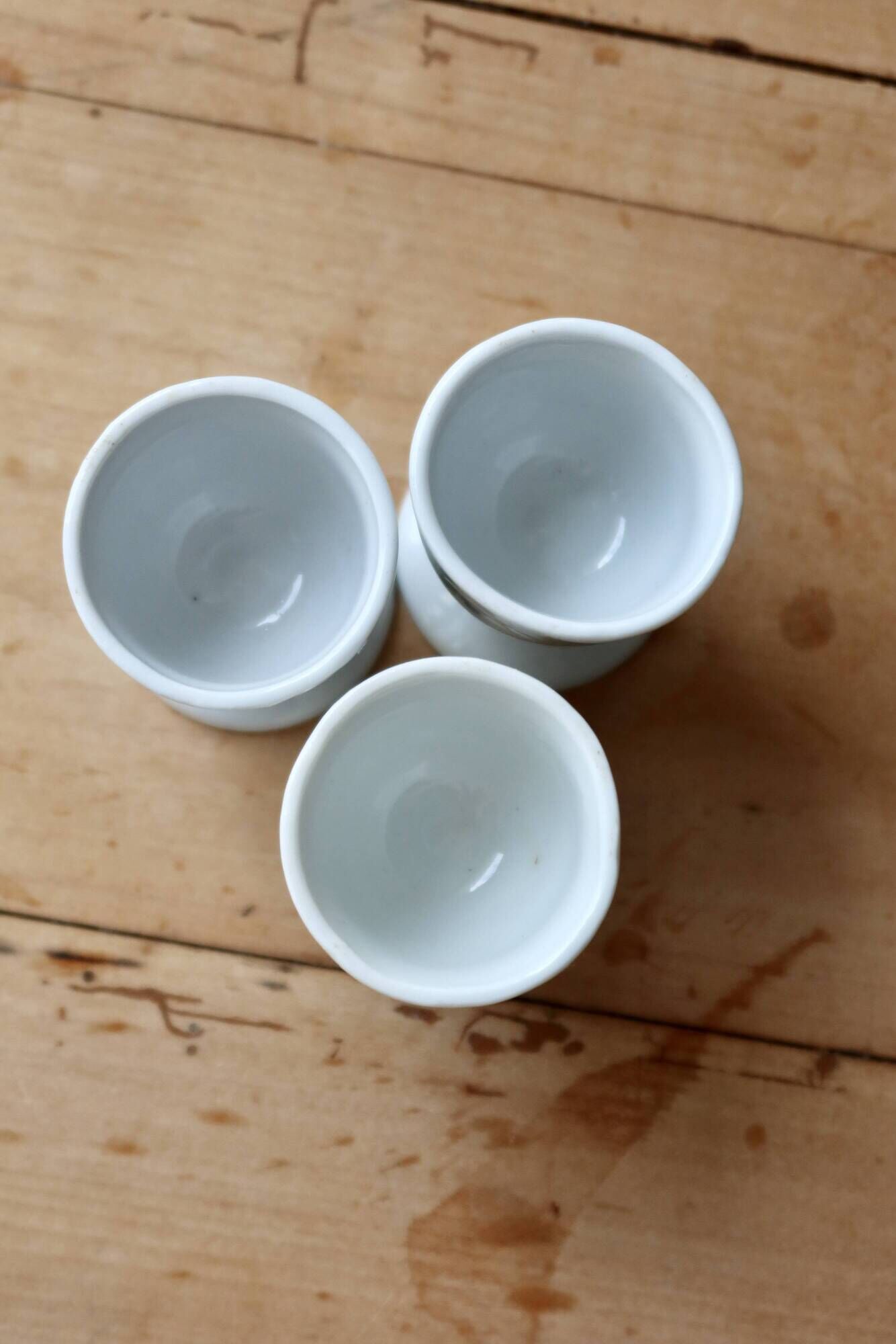 Coquetiers vintage porcelaine blanche motif fleuri