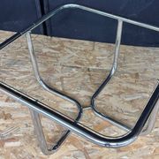 Vintage 1970s Space Age coffee table – tubular chrome & glass