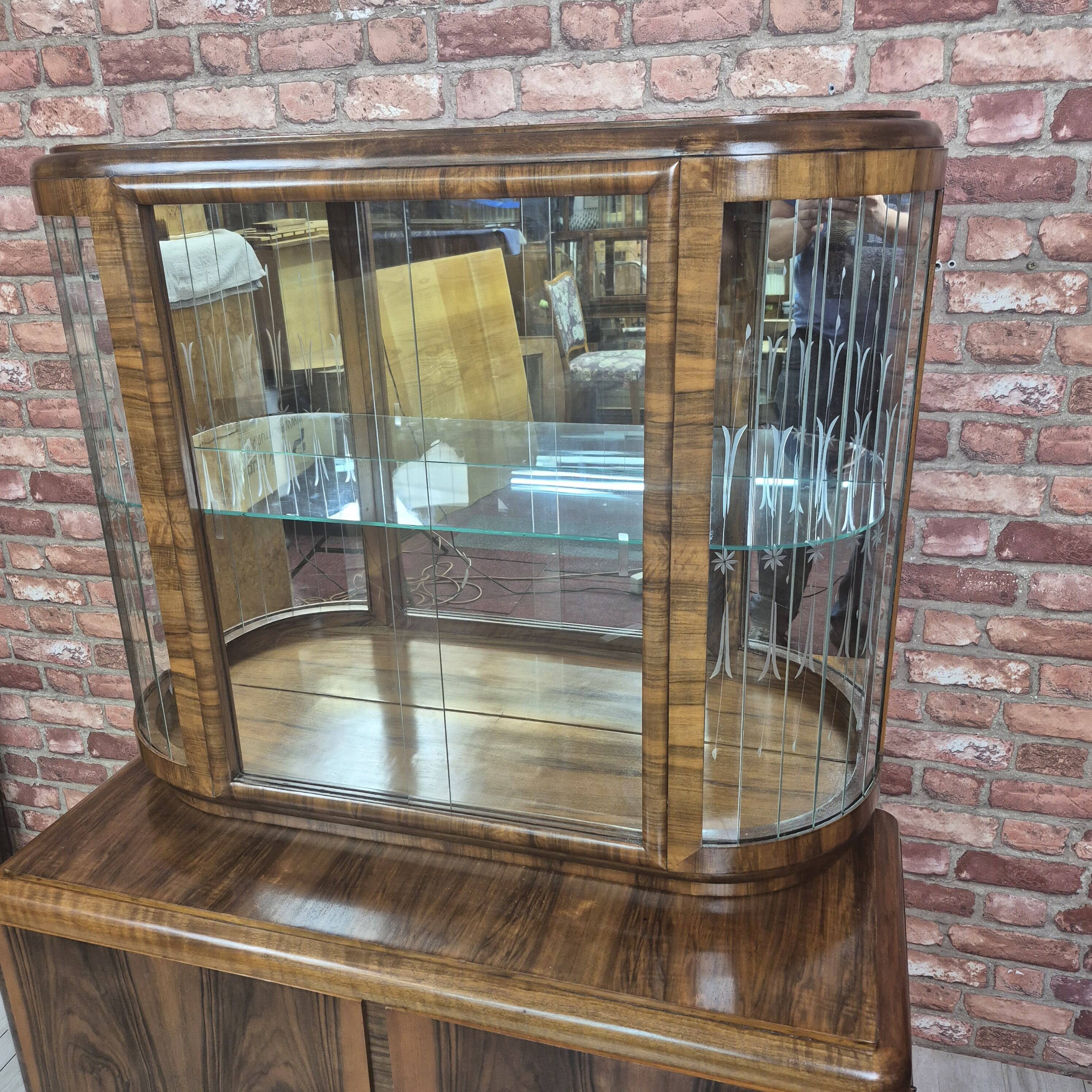 Restored Art Deco Walnut Display Cabinet with Engraved Glass Slats - 1930s