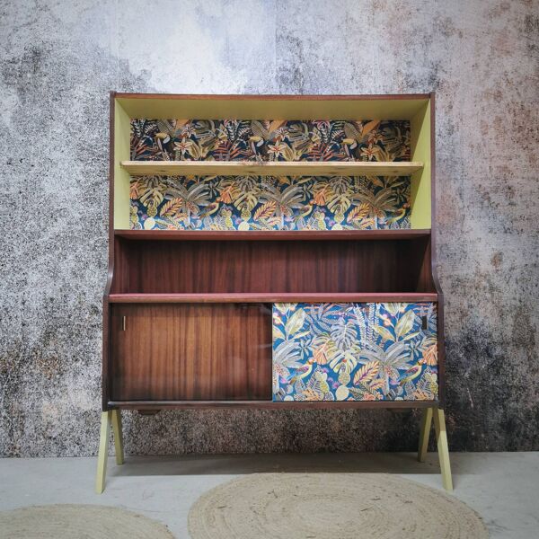 Buffet vintage asymétrique pieds compas