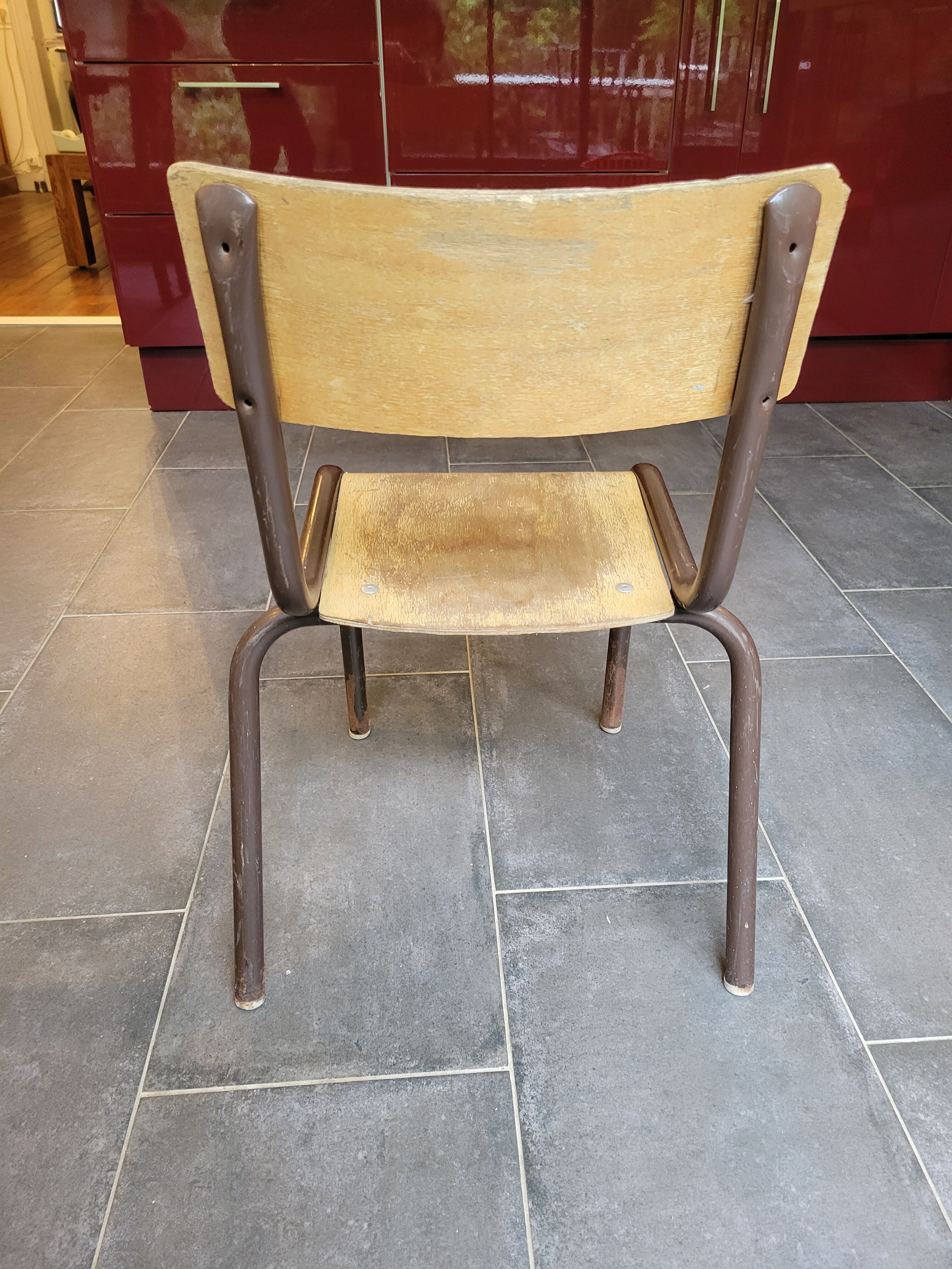 Ancienne chaise d école Mullca