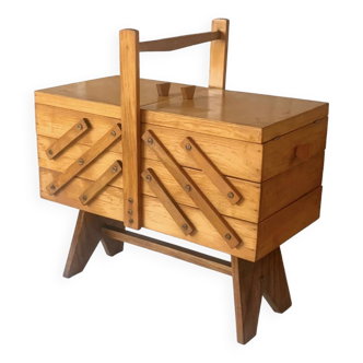 Worker - sewing box on vintage wooden legs - 3 floors