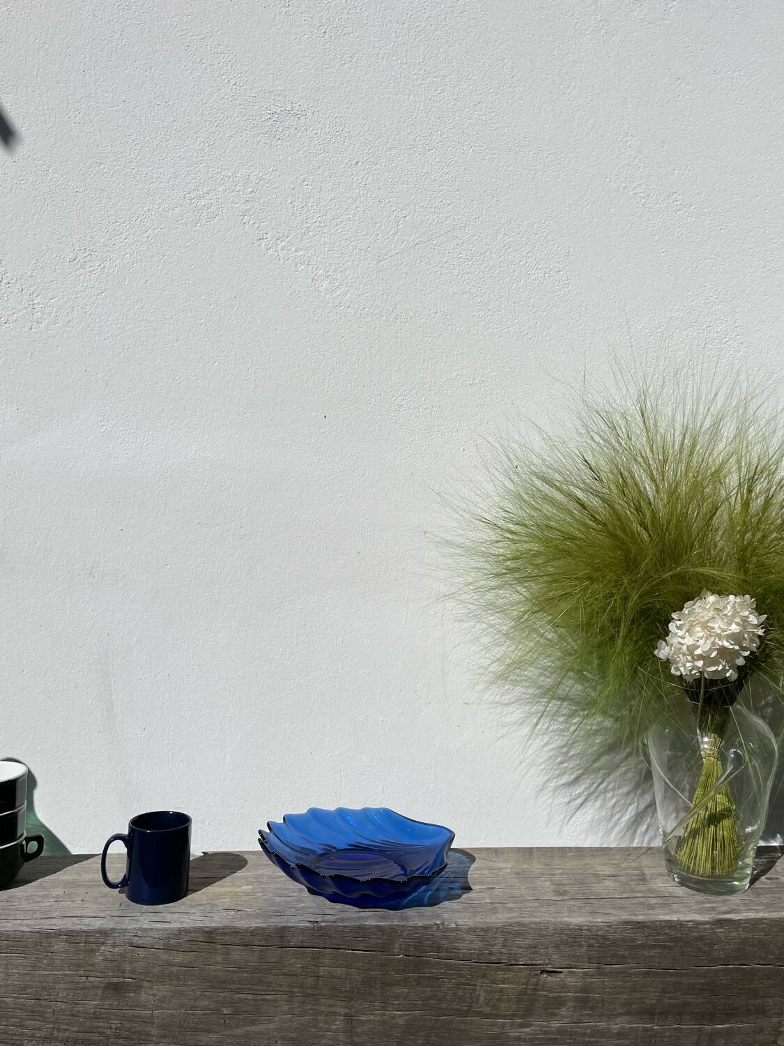 Blue glass shell salad bowl