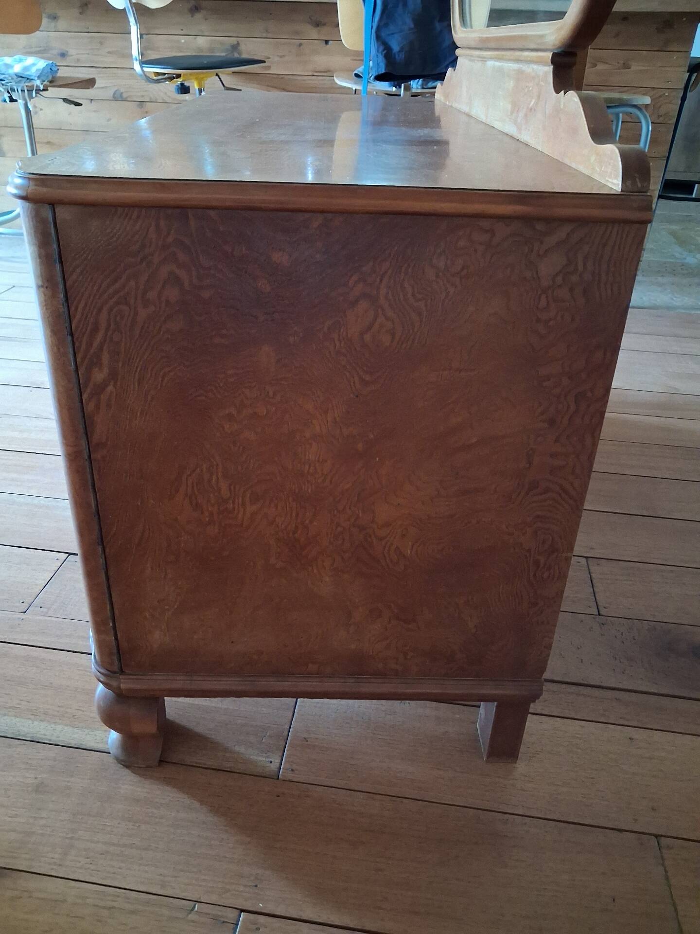 Art Deco mirrored dressing table