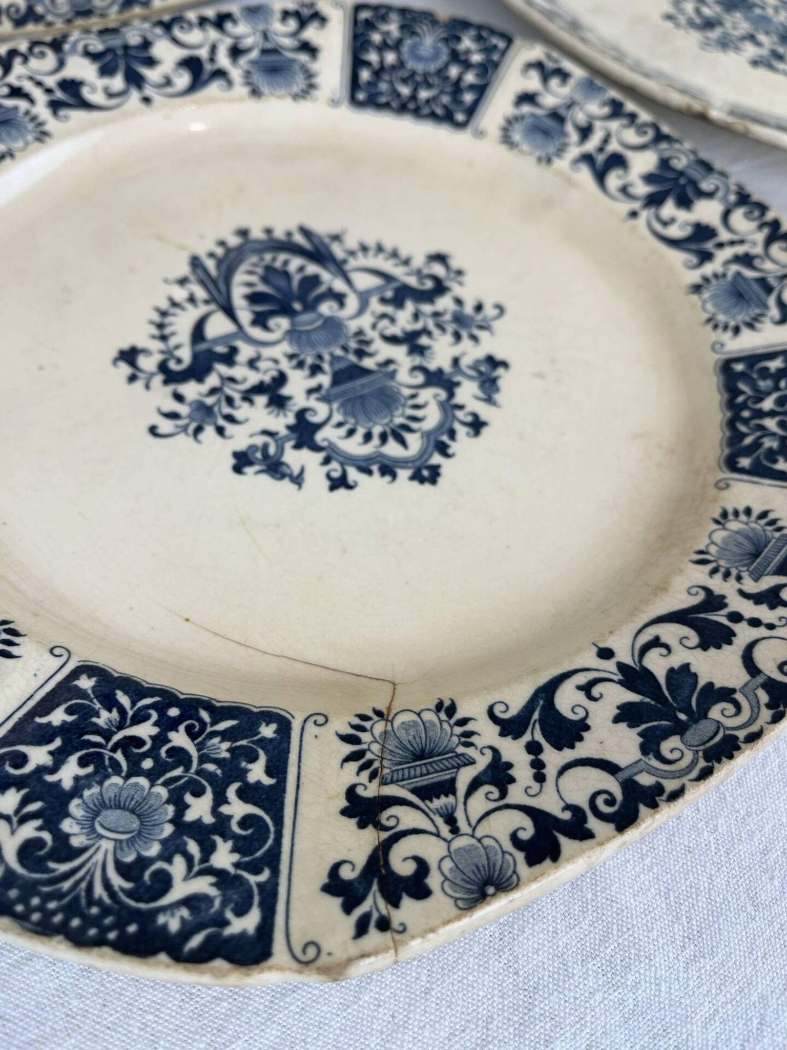 Antique plate from the late 19th century.
