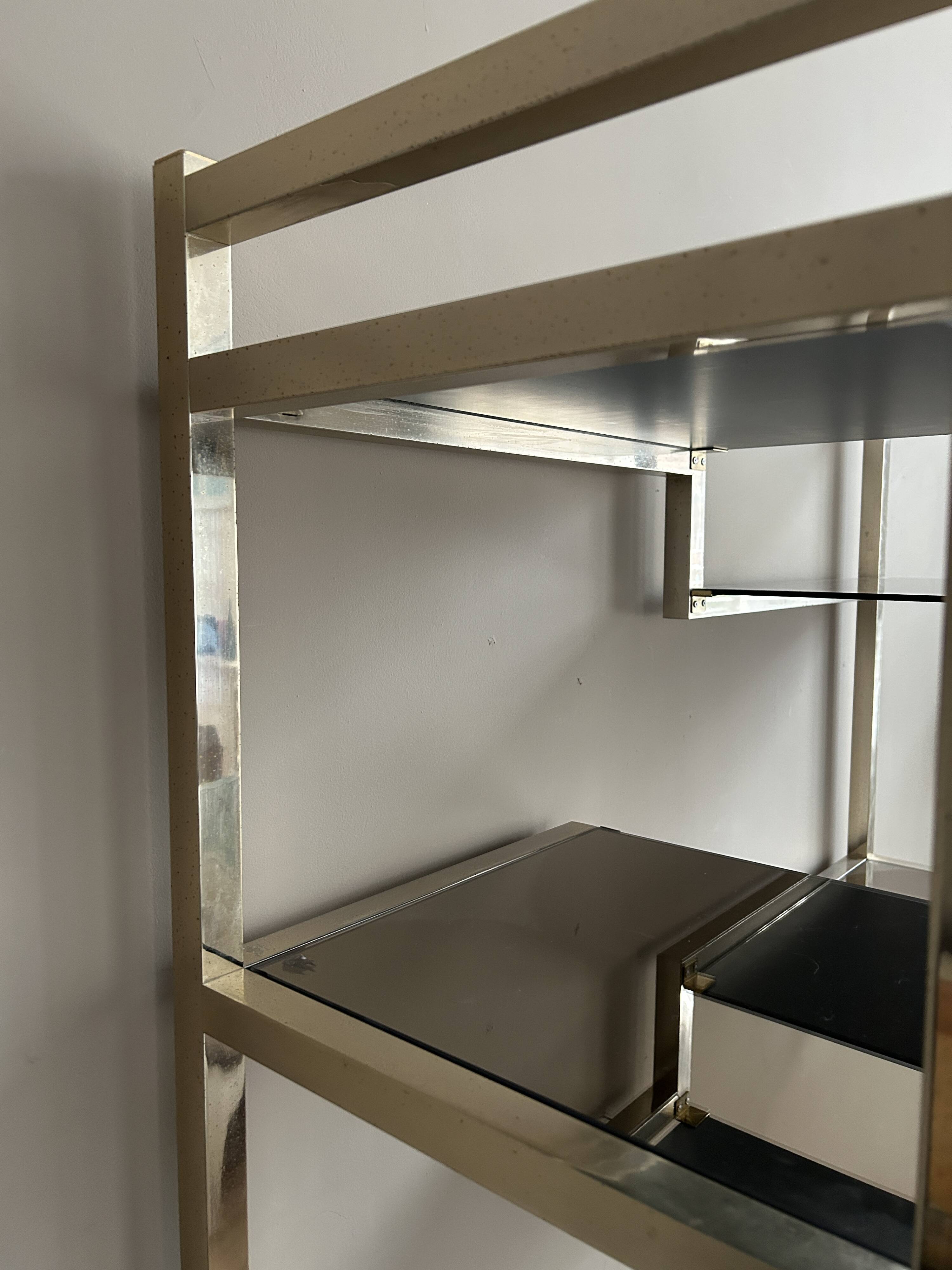 Vintage wandkast in goud / spiegelglas in stijl van Willy Rizzo / Vandel