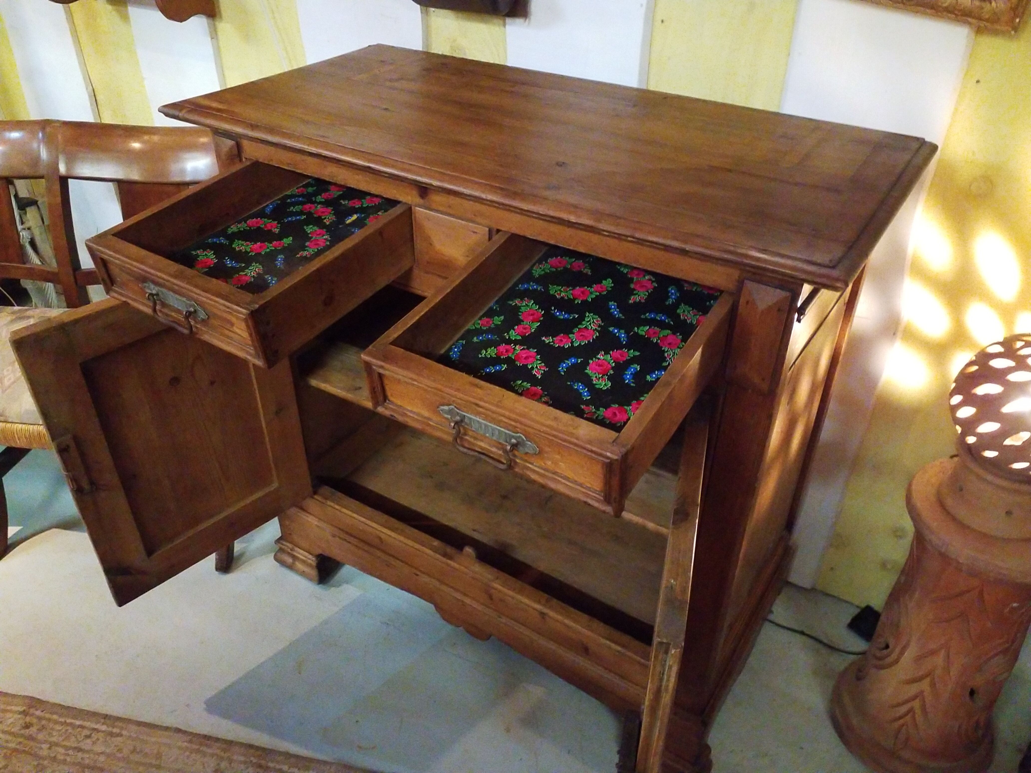 Buffet en sapin