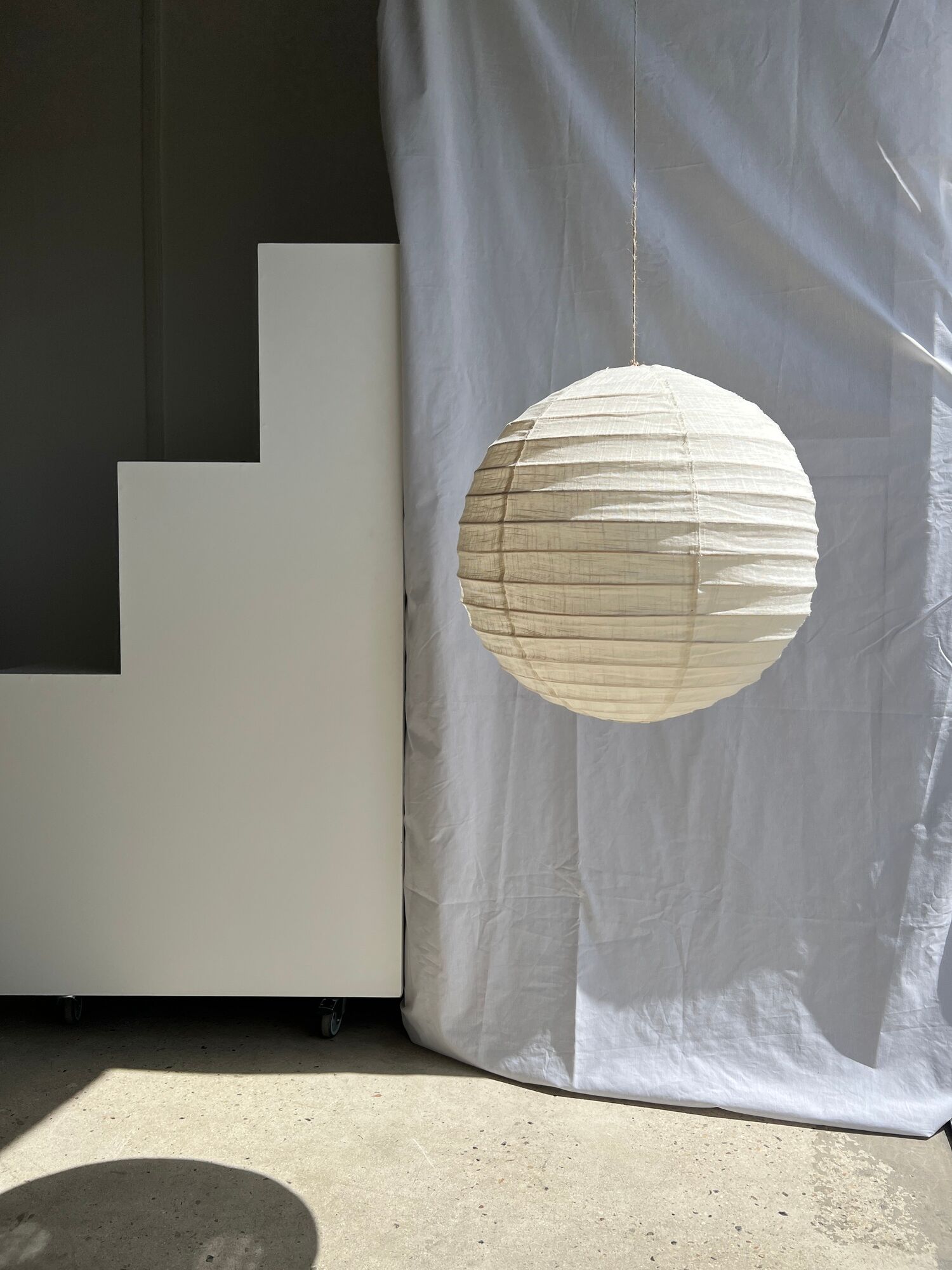 Hanging lamp in rattan and round japanese natural linen d:50