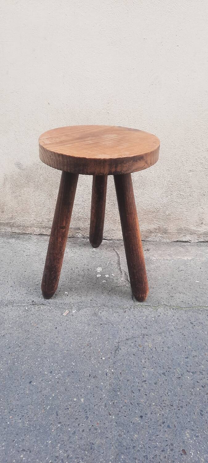 Tripod stool