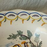 Beard dish barber in faience nevers or la rochelle decor au coq 20 eme