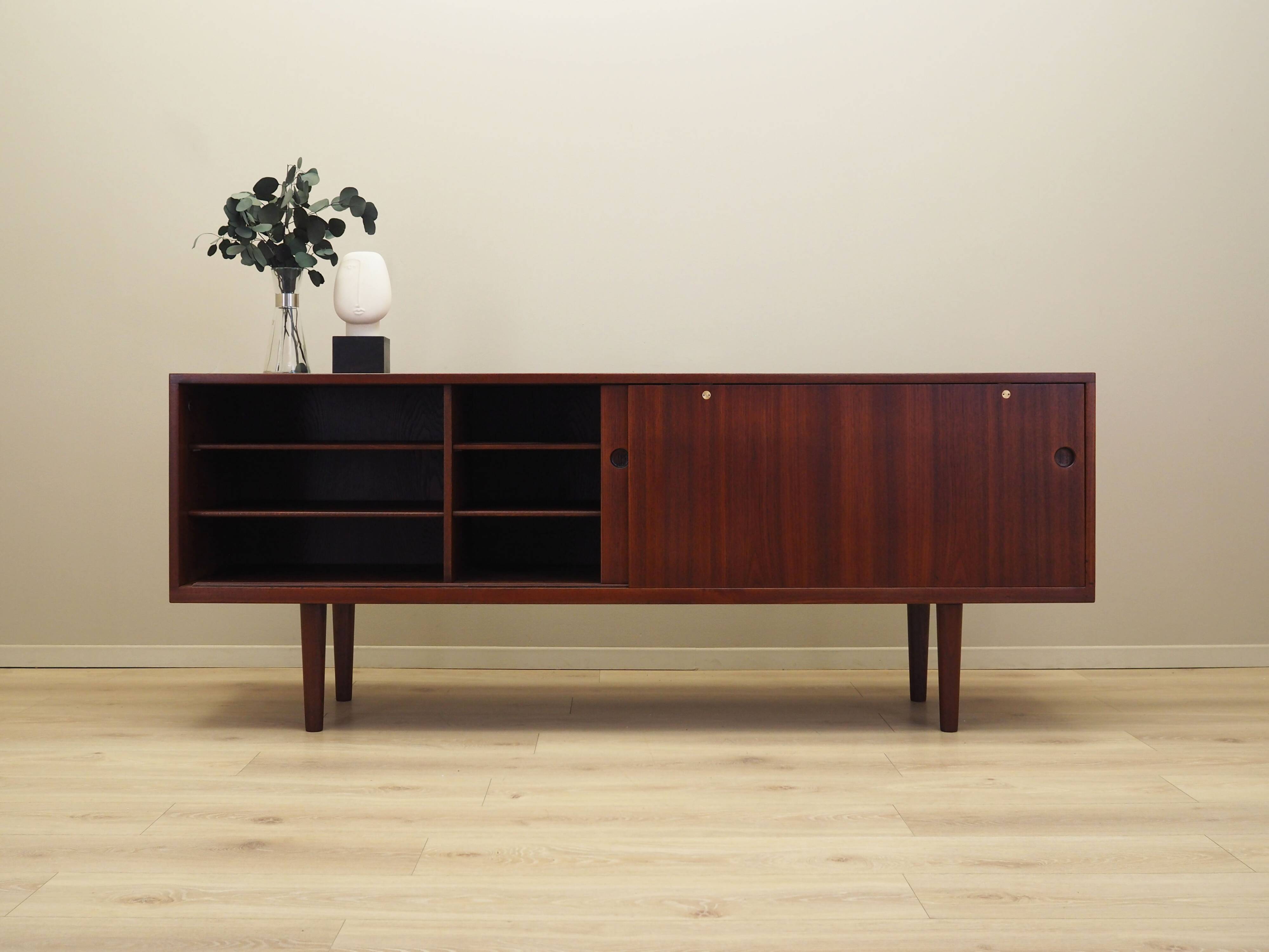 Teak sideboard, Danish design, 1960s, designer: Hans J. Wegner, production: