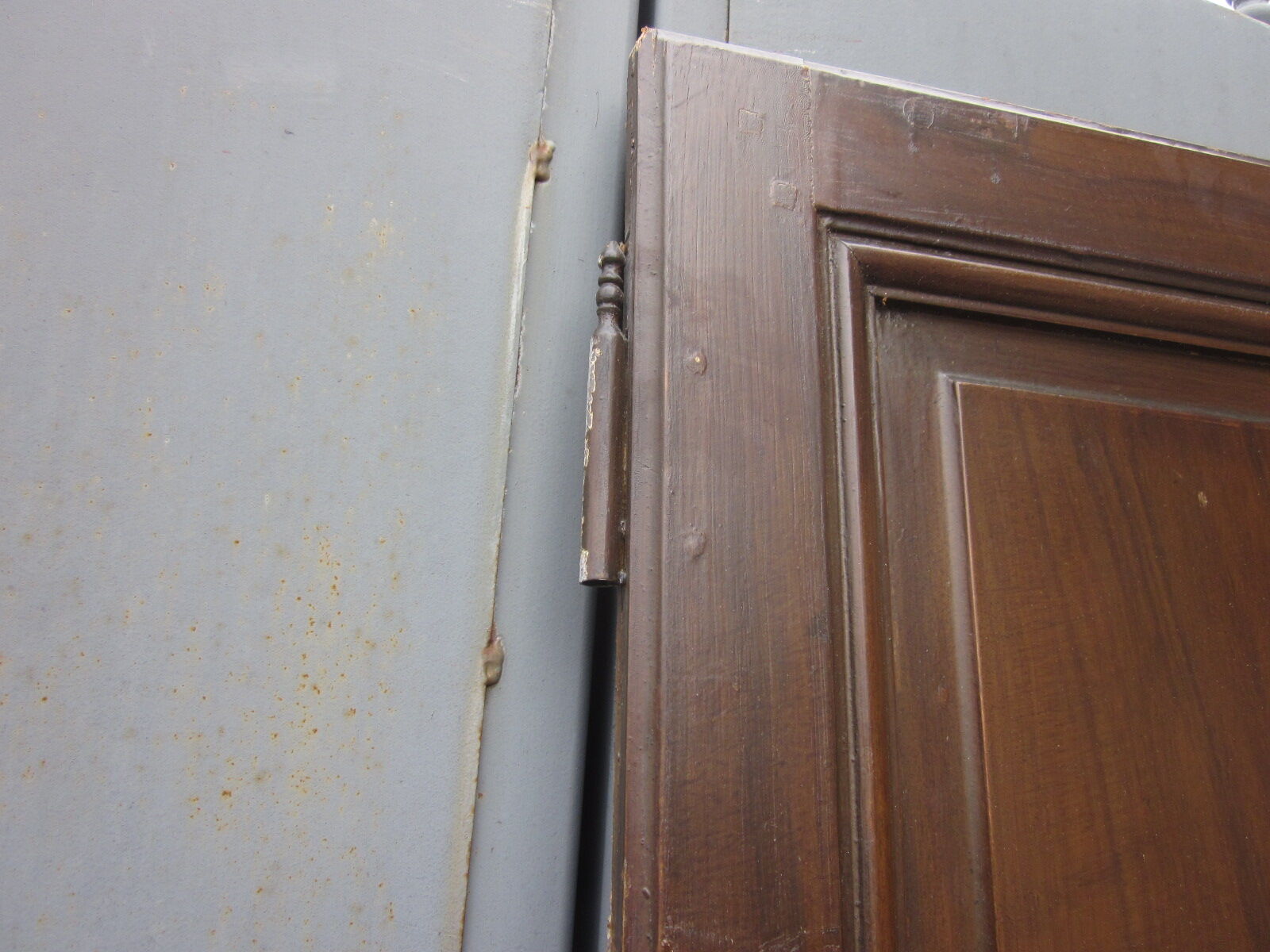 Paire de portes d'armoire