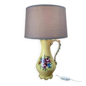Lampe ancienne en porcelaine