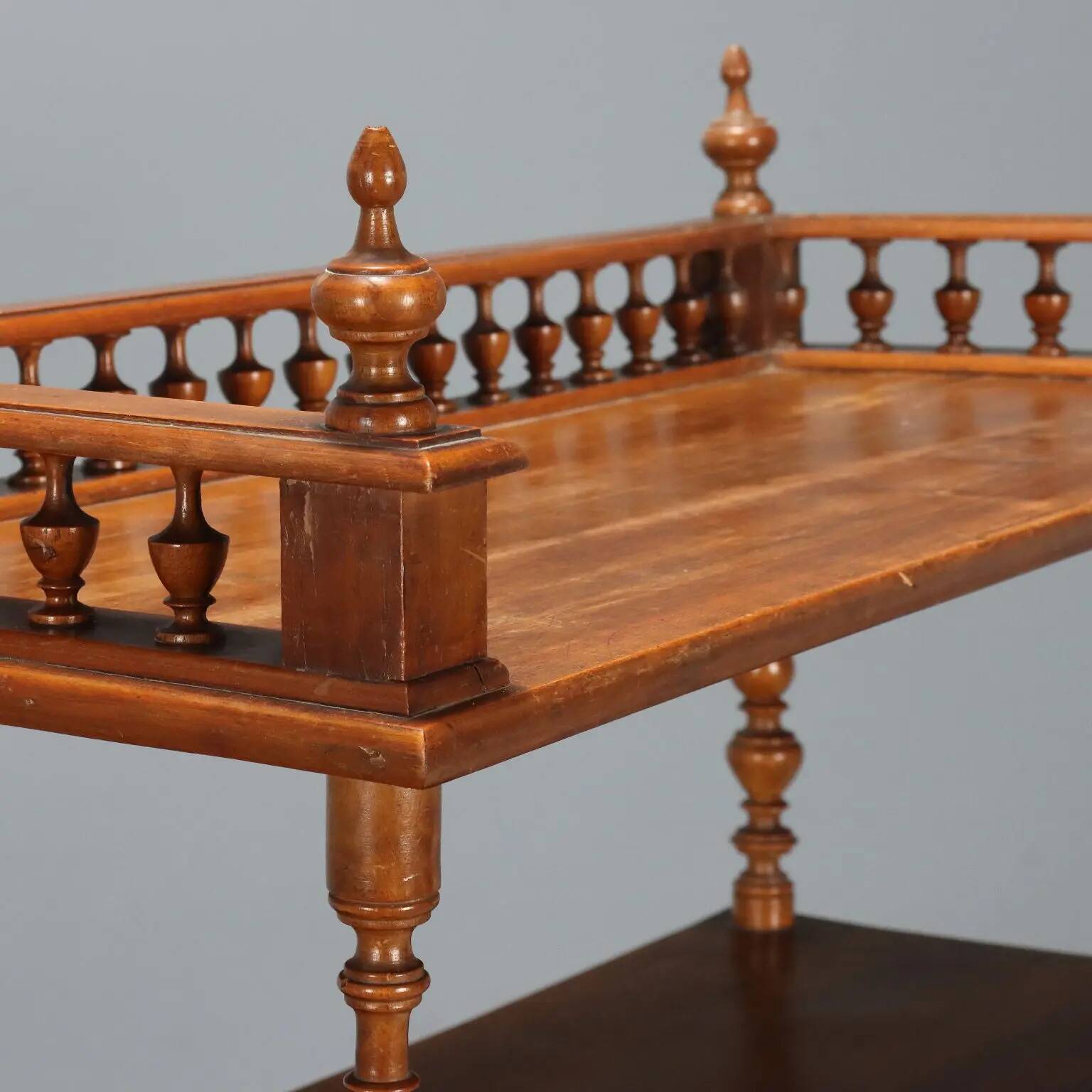 Antique walnut shelf with curved legs, Italy, mid-19th century.