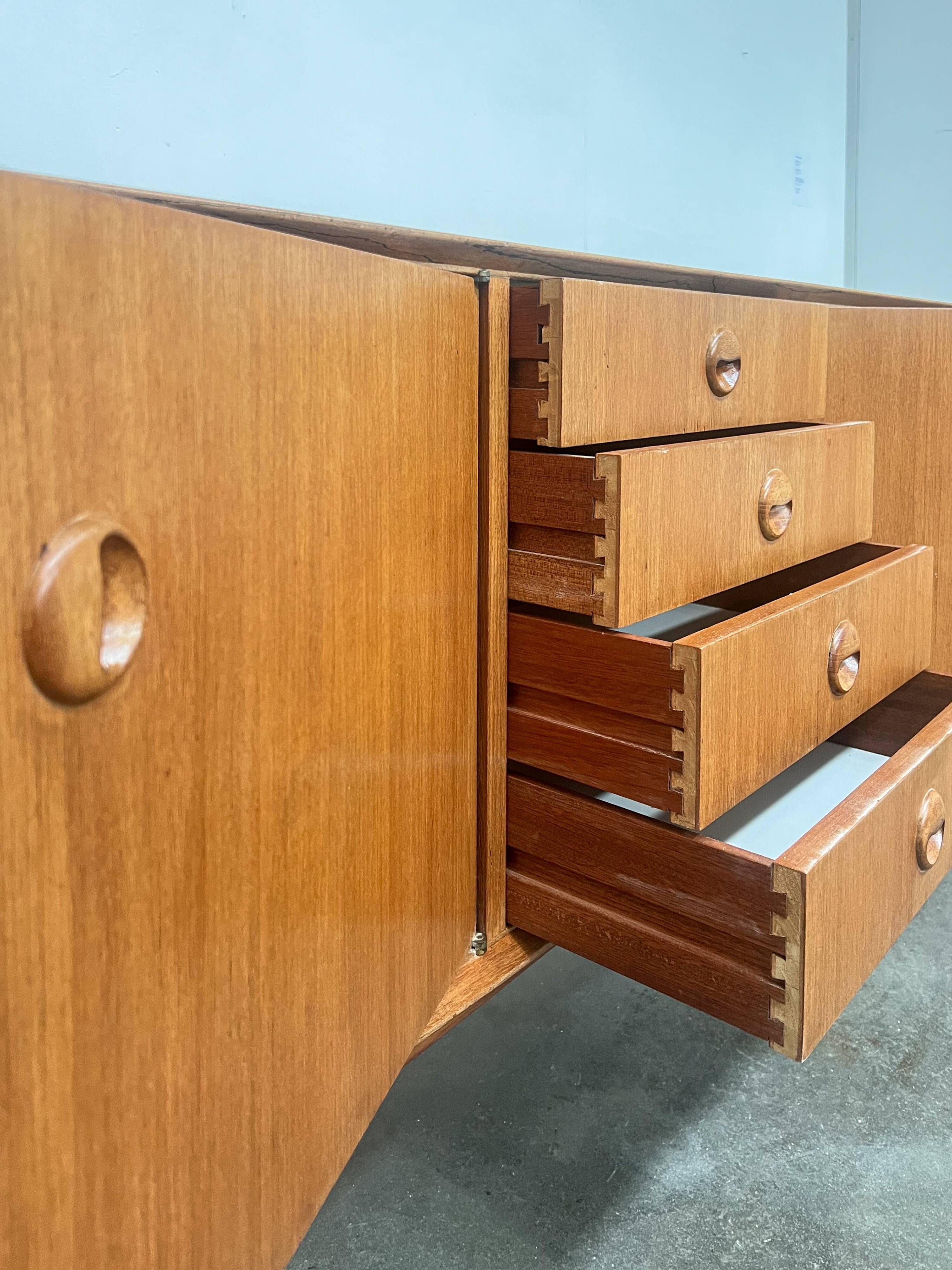 Vintage 1960s enfilade – Scandinavian sideboard 240 cm