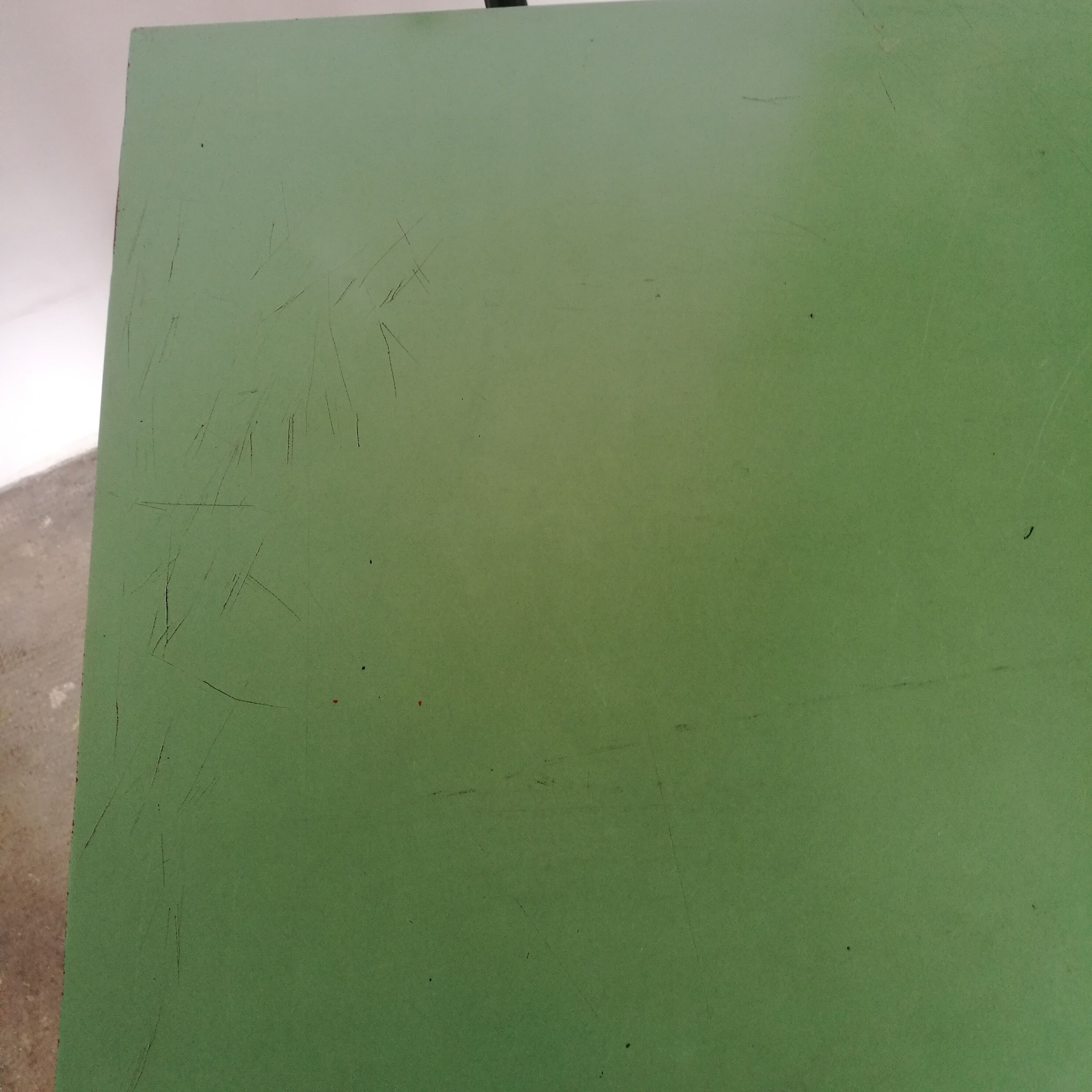 Table Tolix, by Xavier Pauchard pedestal compass