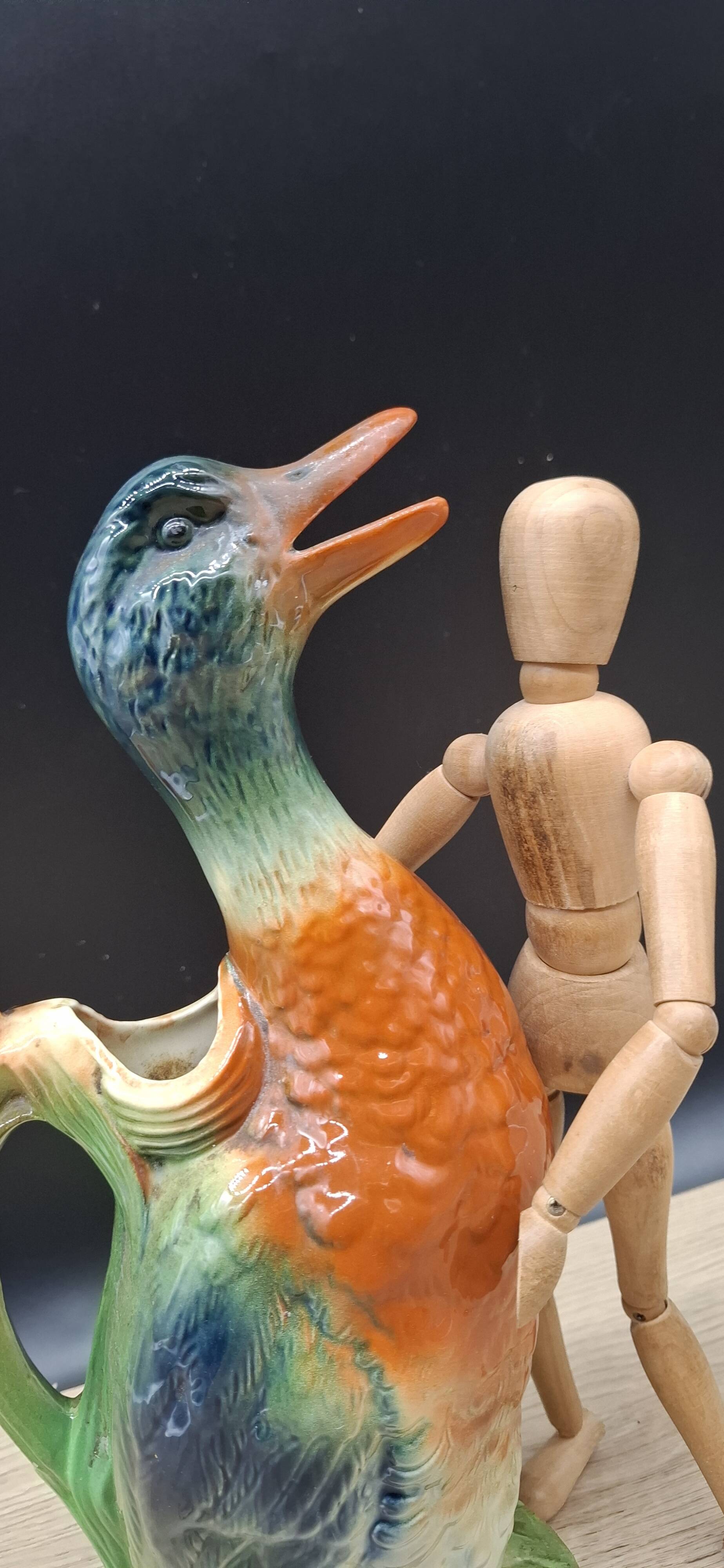 Saint Clément duck carafe pitcher