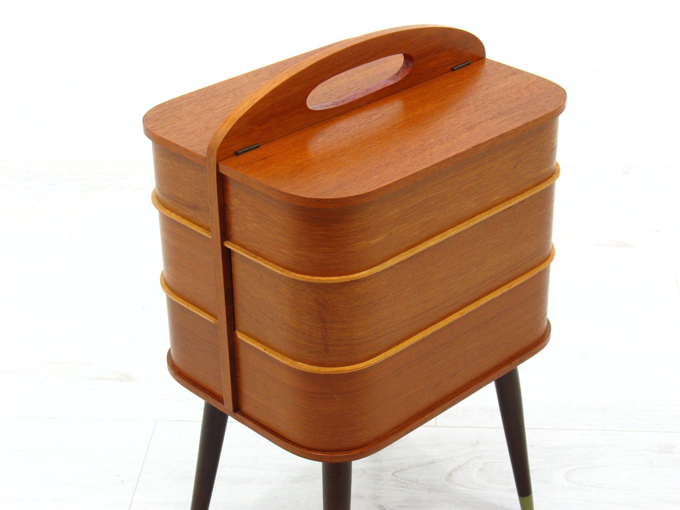 Coffre de rangement danois en contreplaqué, années 1970