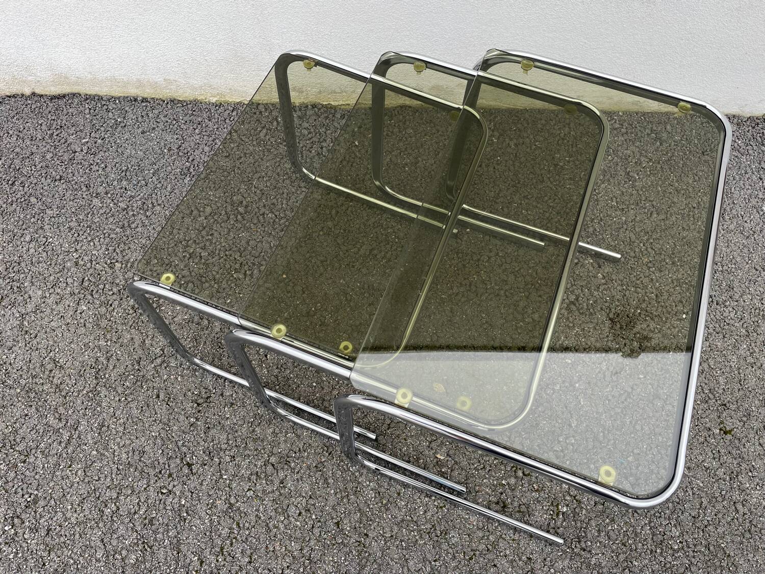 Nesting coffee tables 1970