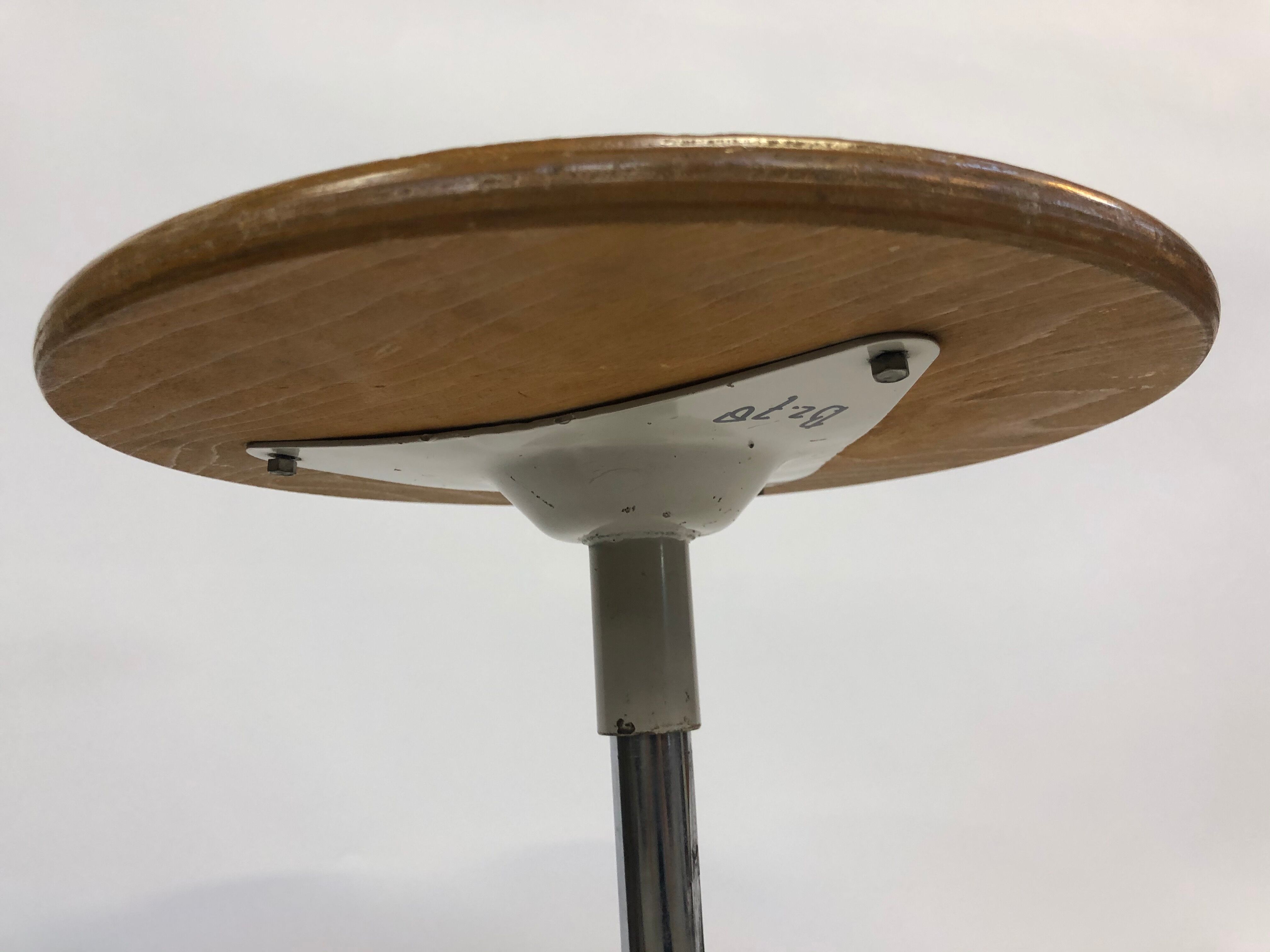 Vintage stool work tabouret by Friso Kramer Ahrend de Cirkel