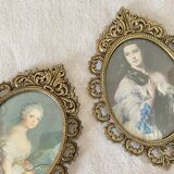 Golden frame oval young girl modaine