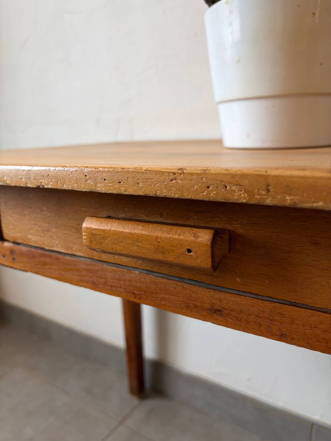 Charming vintage oak table/desk