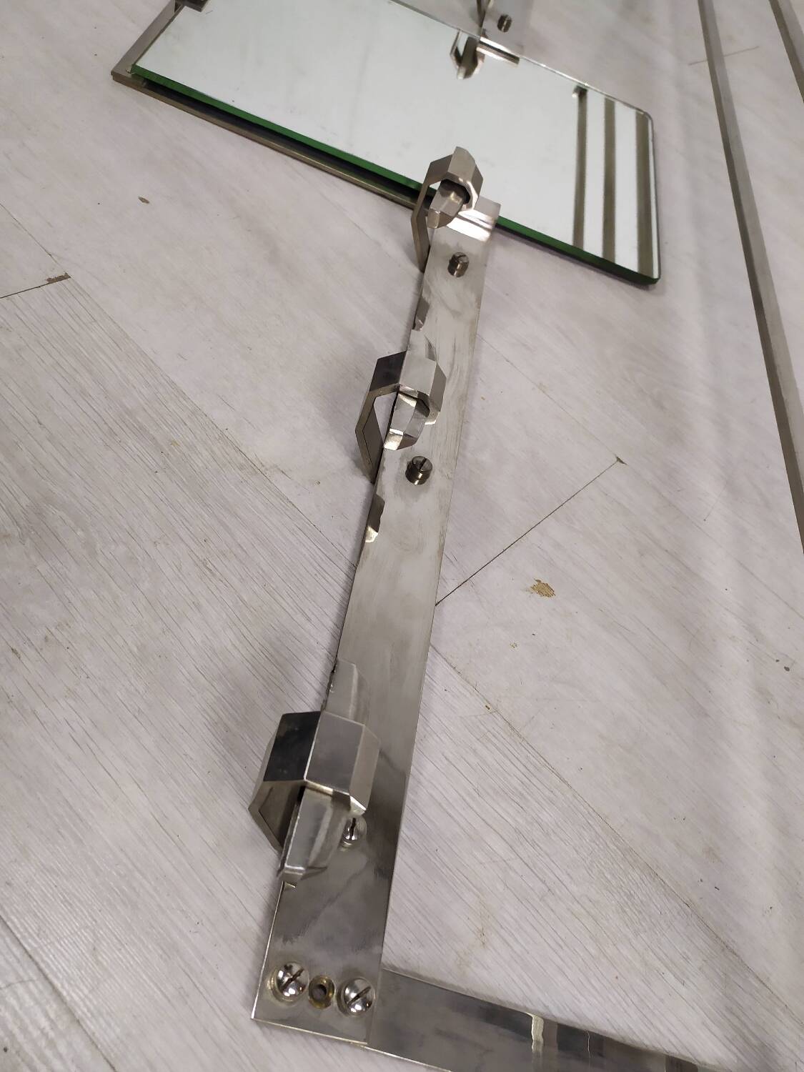 Porte manteaux murale art déco chromé