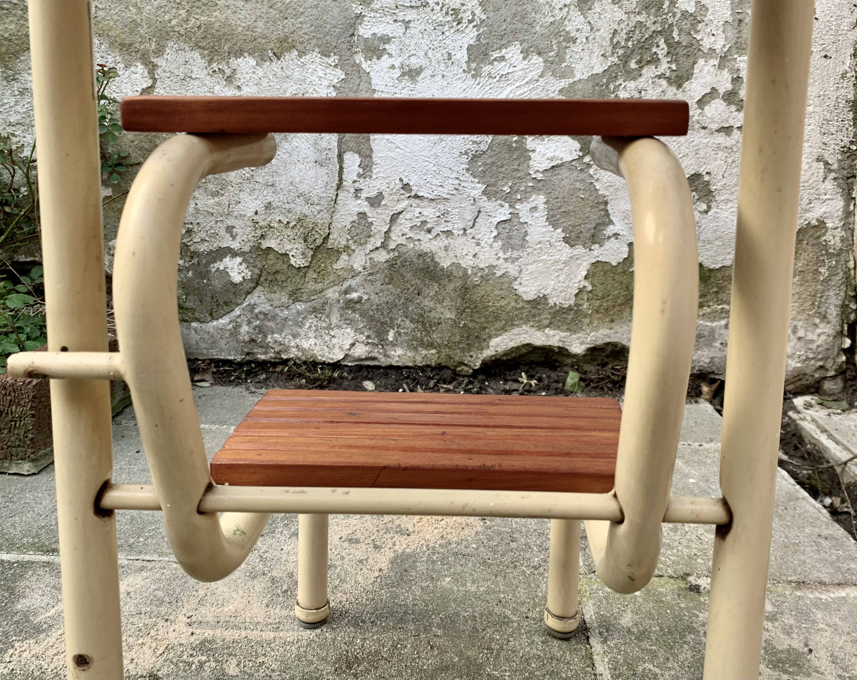 Vintage step stool in wood and steel