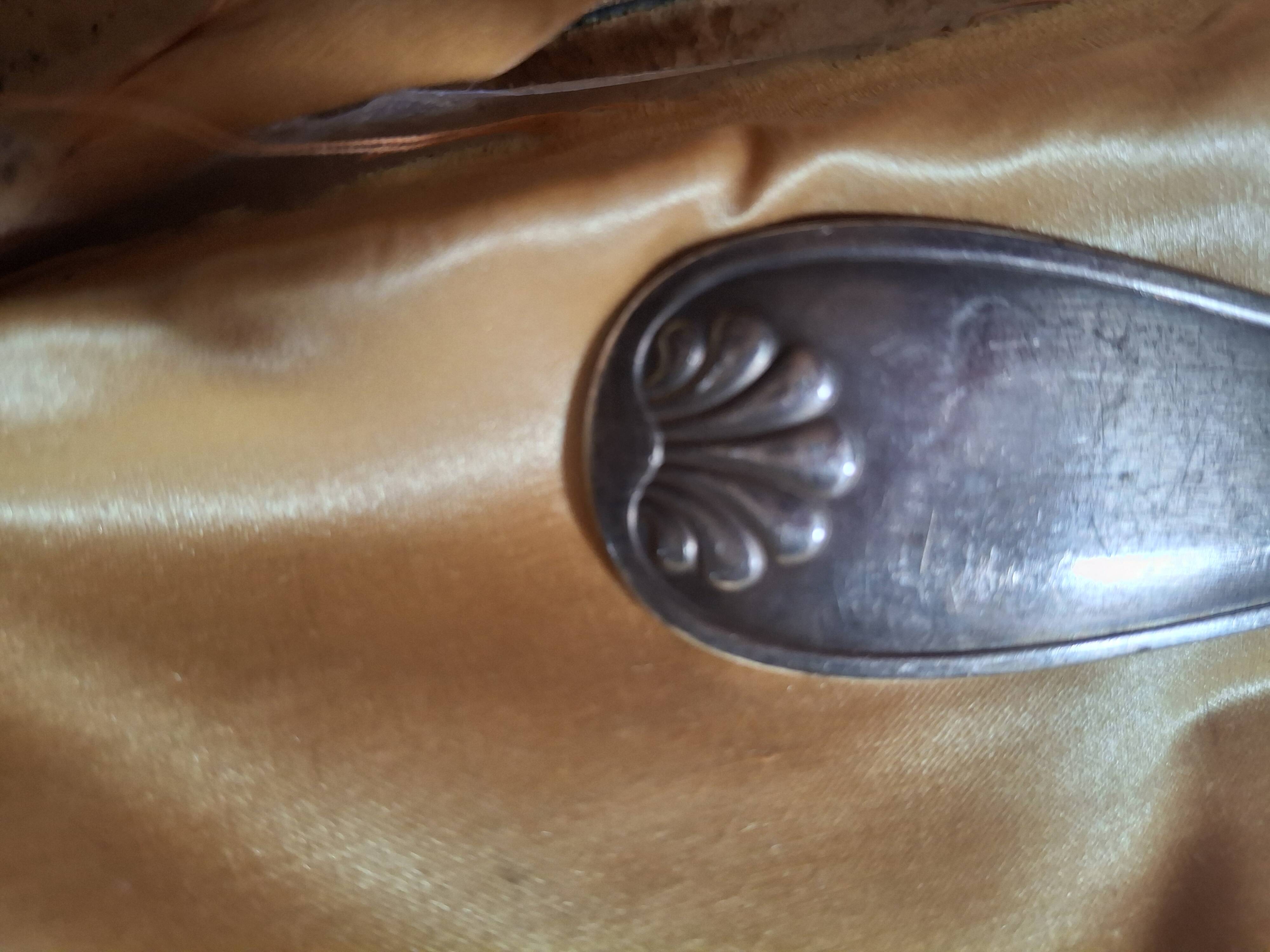Silver cutlery set