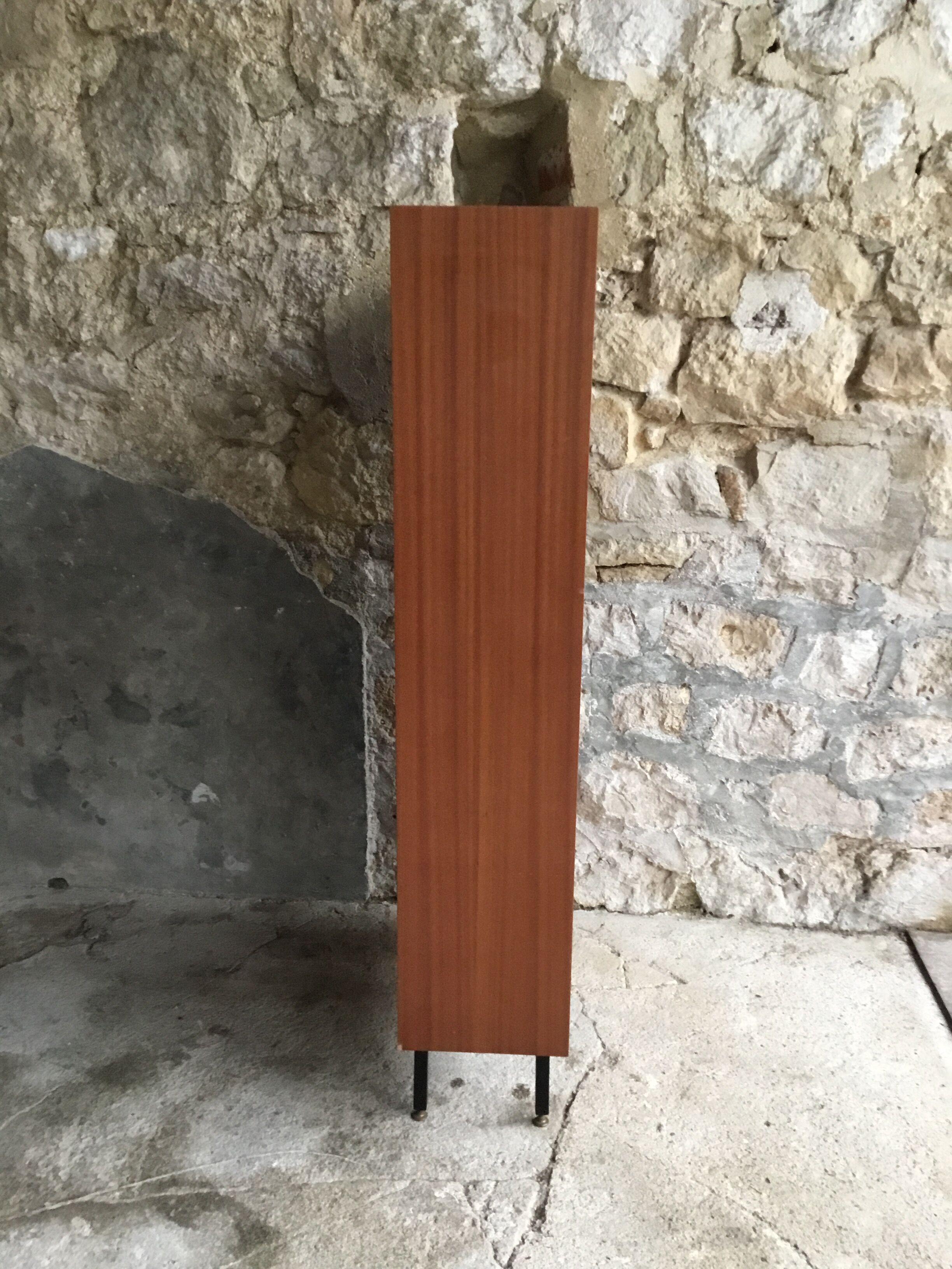 Vintage library showcase - metal feet - mahogany veneer - 1960