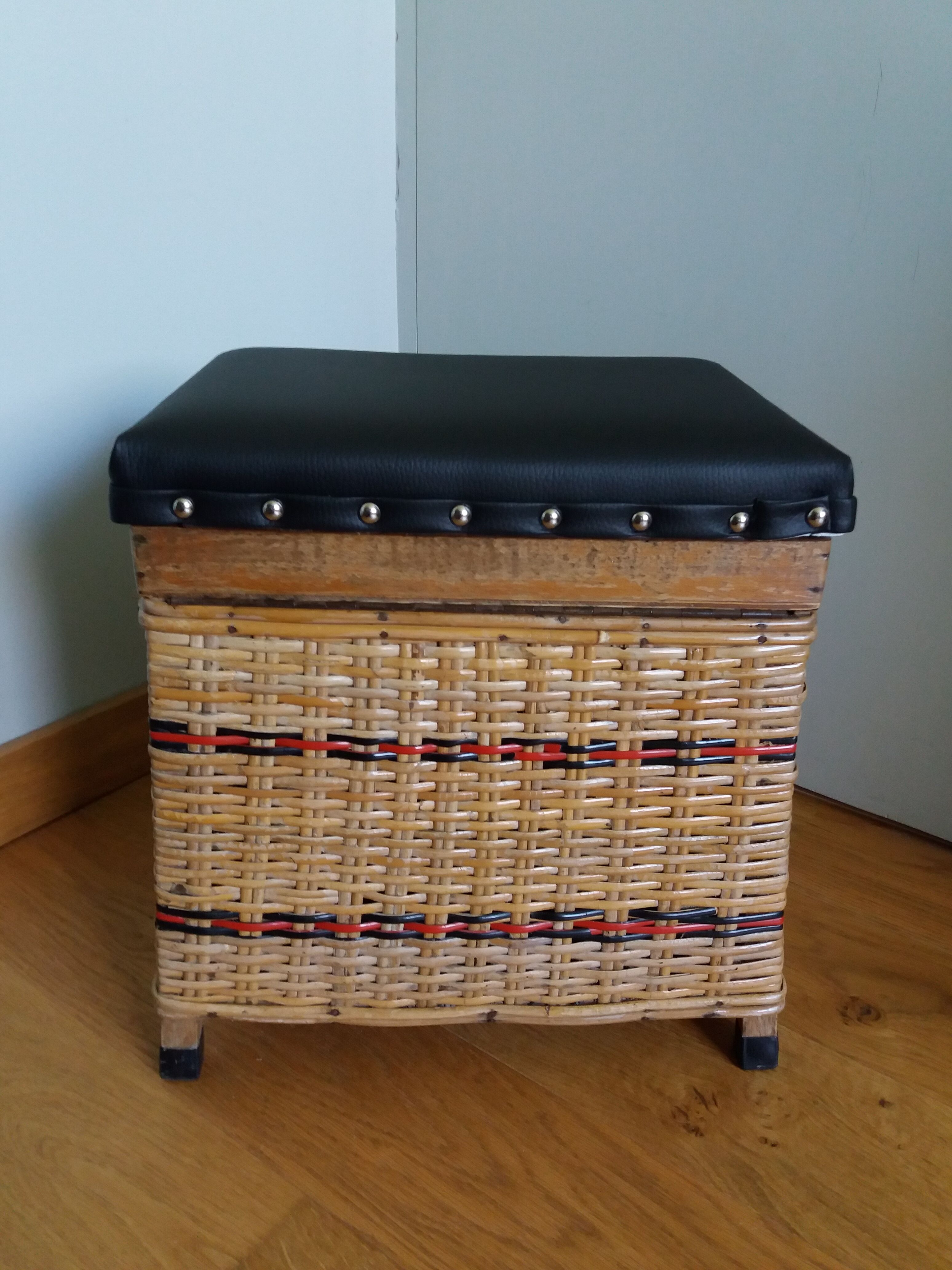 Fishing storage chest wicker fisherman's stool
