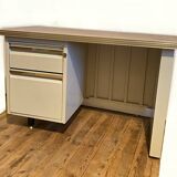 Olivetti metal desk