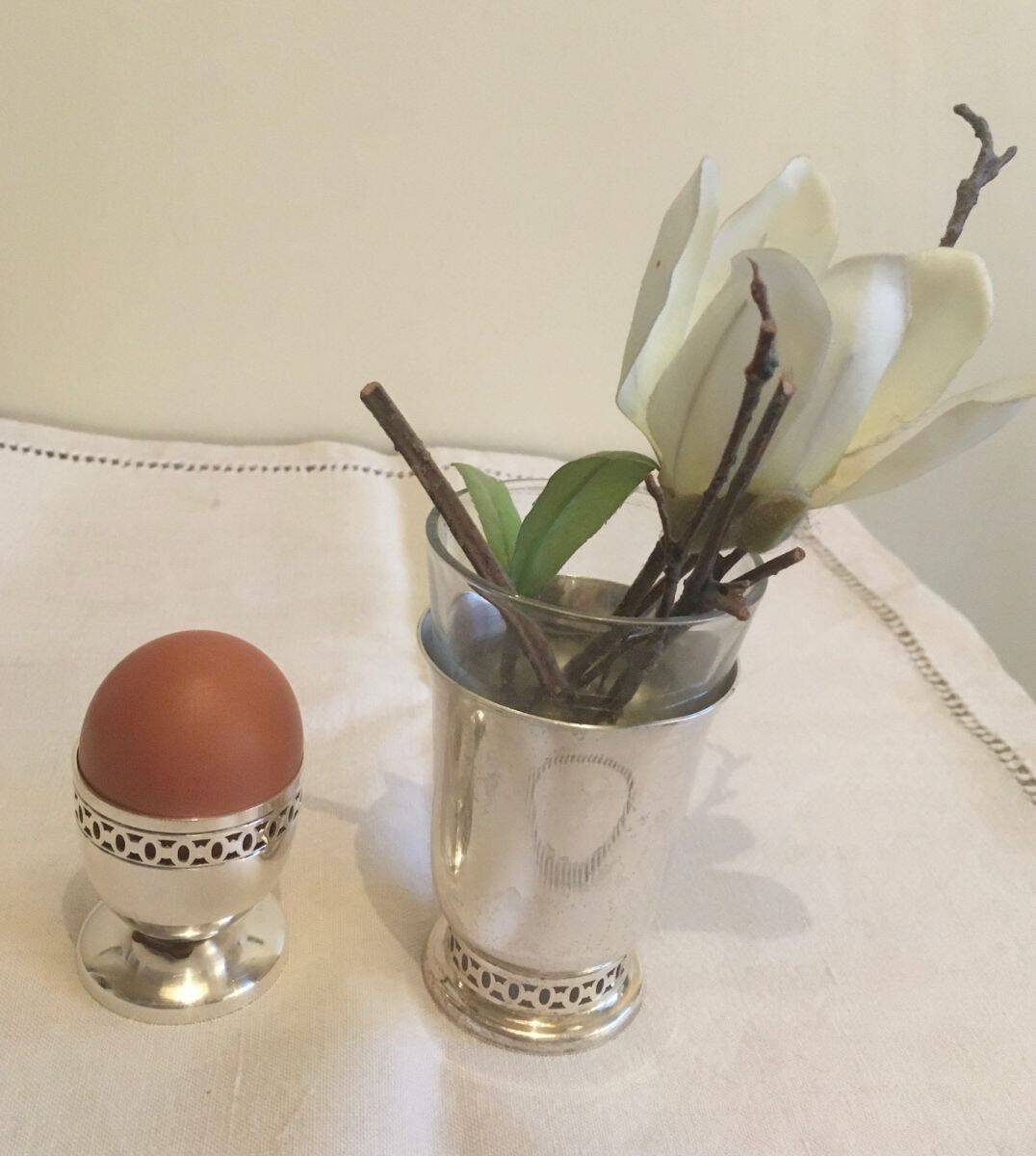 Silver-plated egg cup and tumbler set