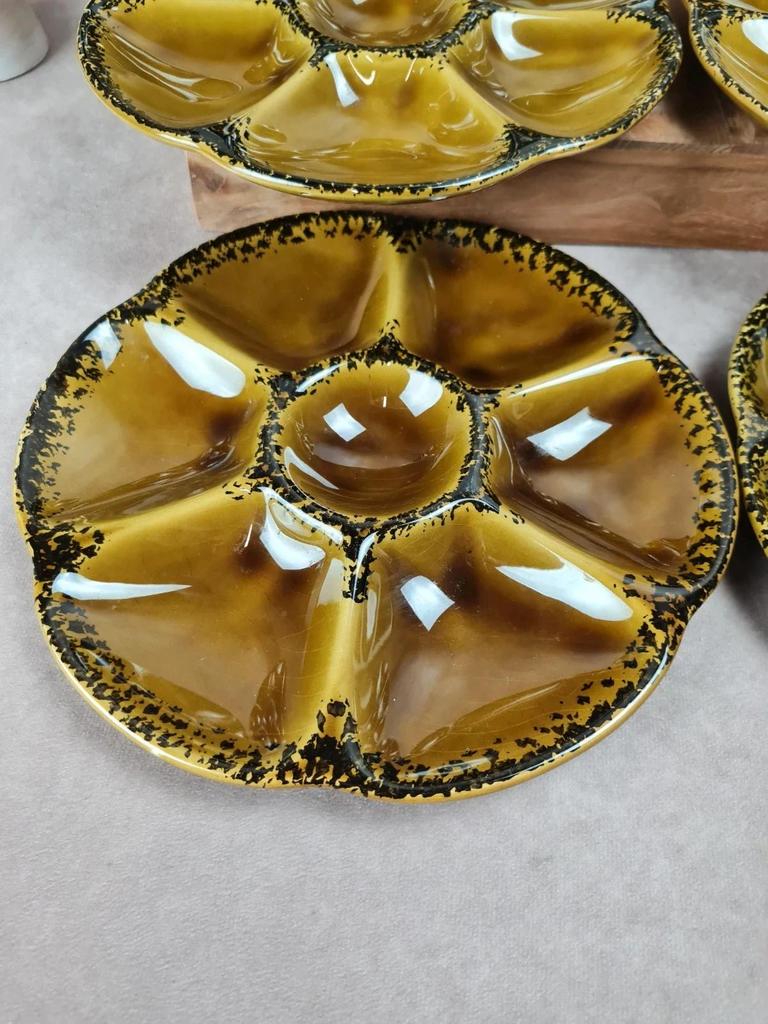 Set of 8 Gien oyster plates, magnificent vintage service.