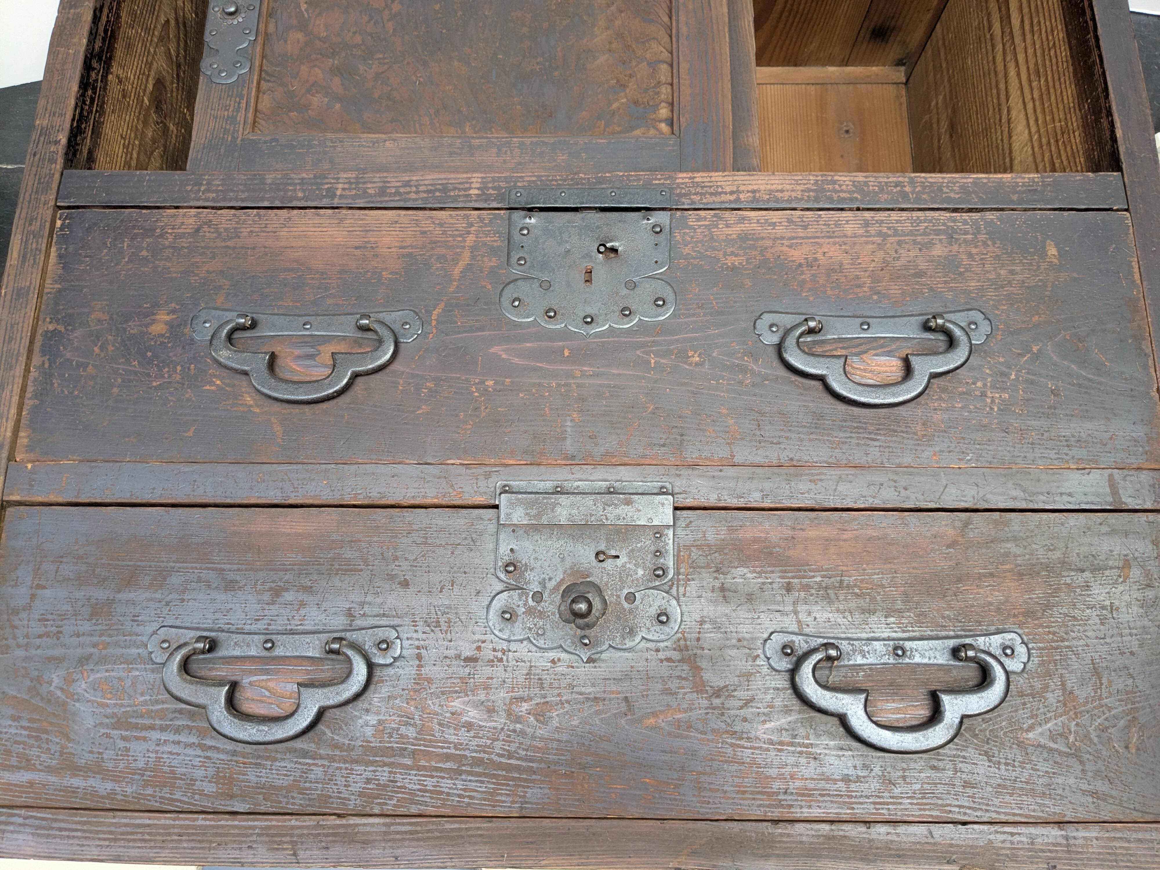 Very or breaking tansu - Japan 19th century