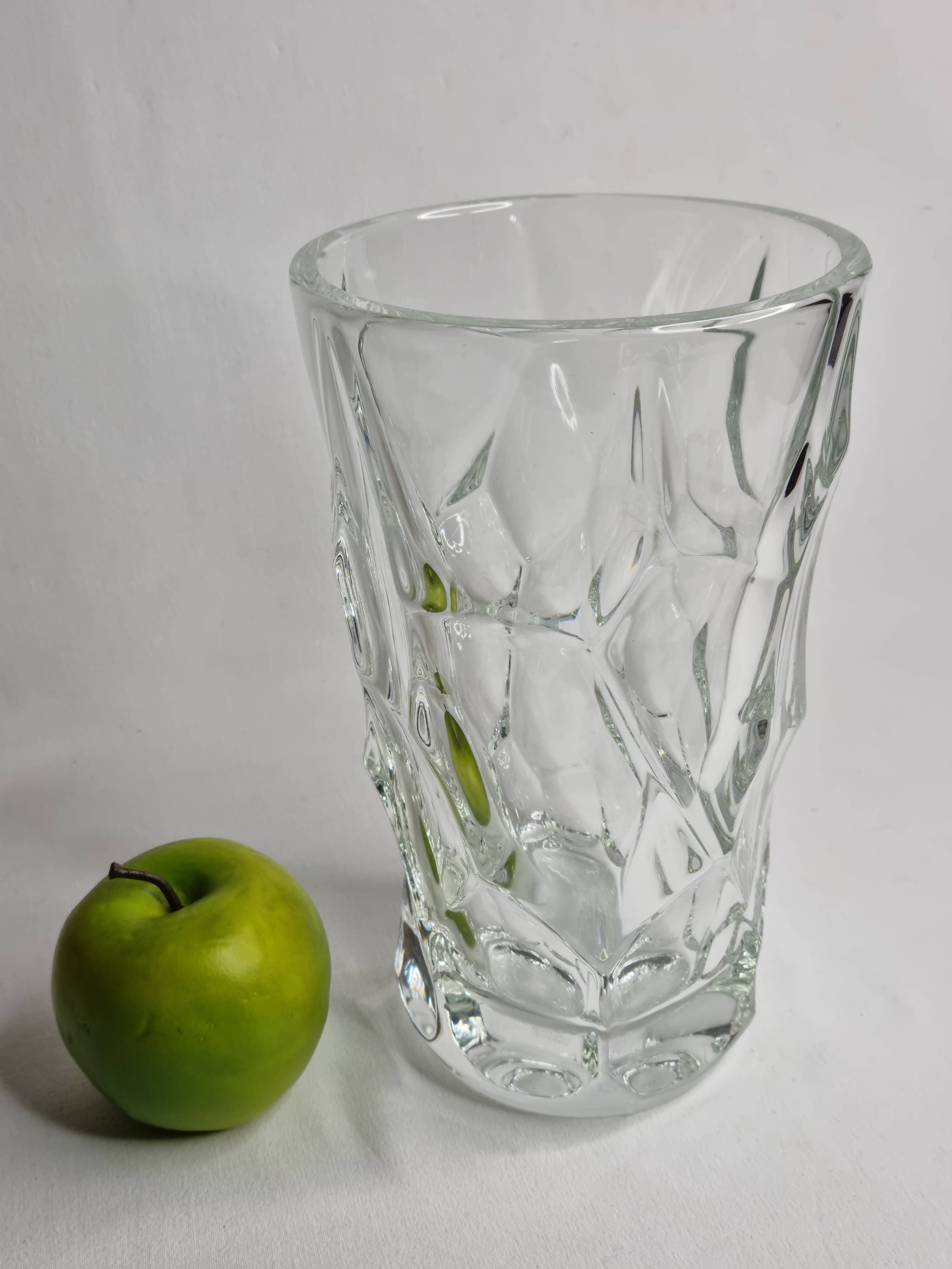 Sèvres crystal vase with rough glass pattern, 26 cm