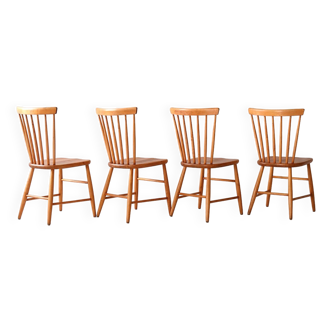 Chaises scandinaves en bois