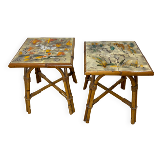 Deux tabouret en rotin garni de carreaux de céramique. vers 1960