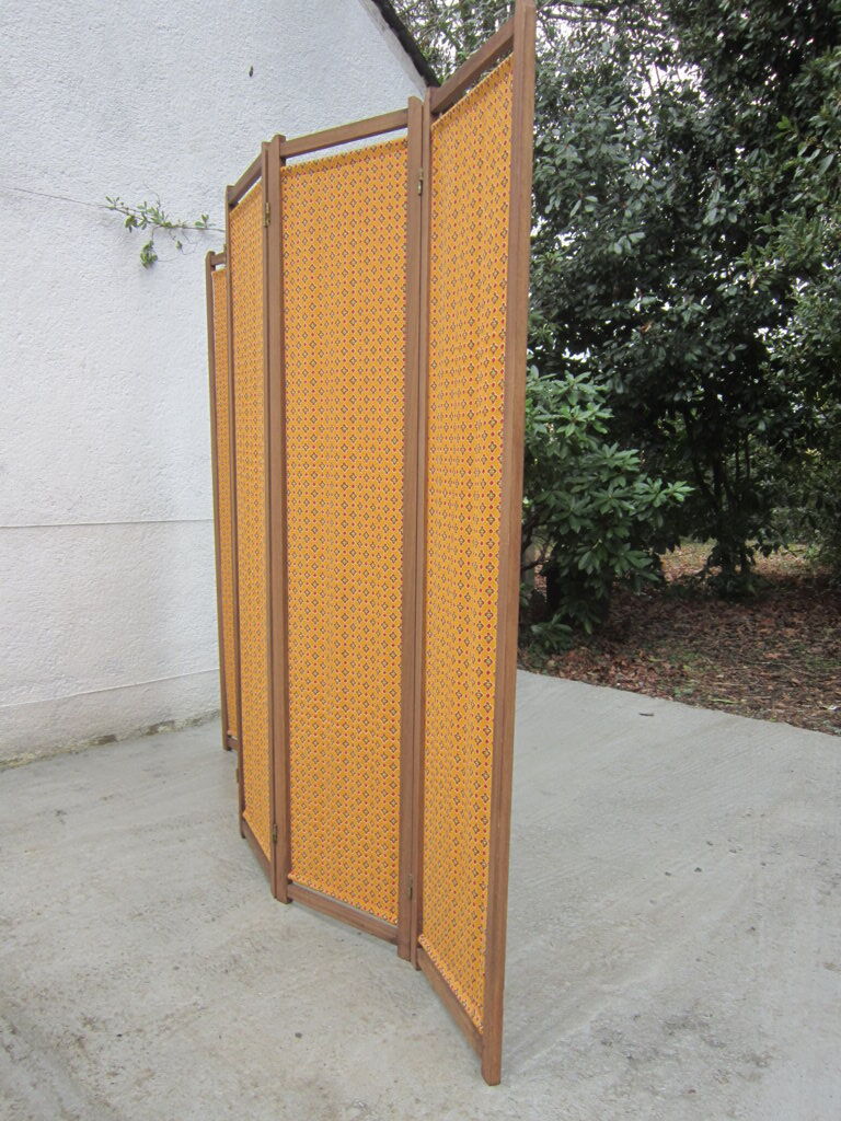 Screen 5 years 60 wood and fabric leaves