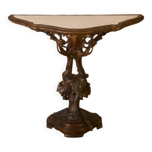 console en bois sculpté