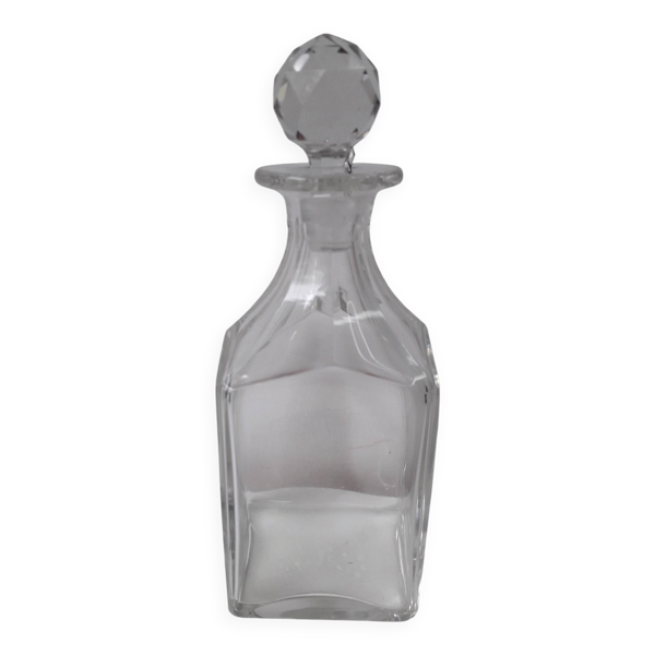 Carafe à whisky ou liqueur en cristal de Baccarat taillé
