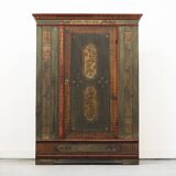 Armoire de mariée peinte d'art populaire