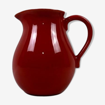 Cracked-effect ceramic red pitcher