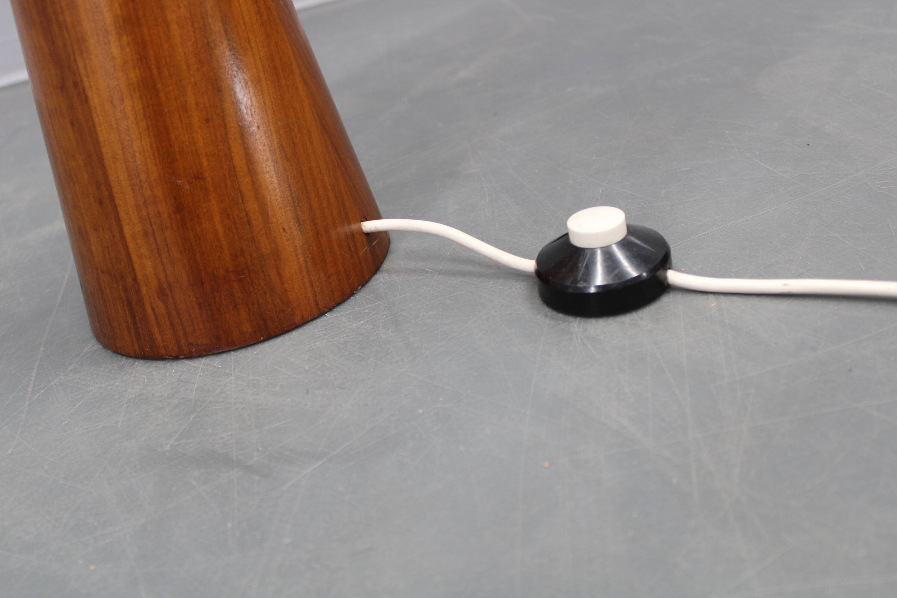 1960s Parker Knoll wooden table lamp with wicker shade, Britain