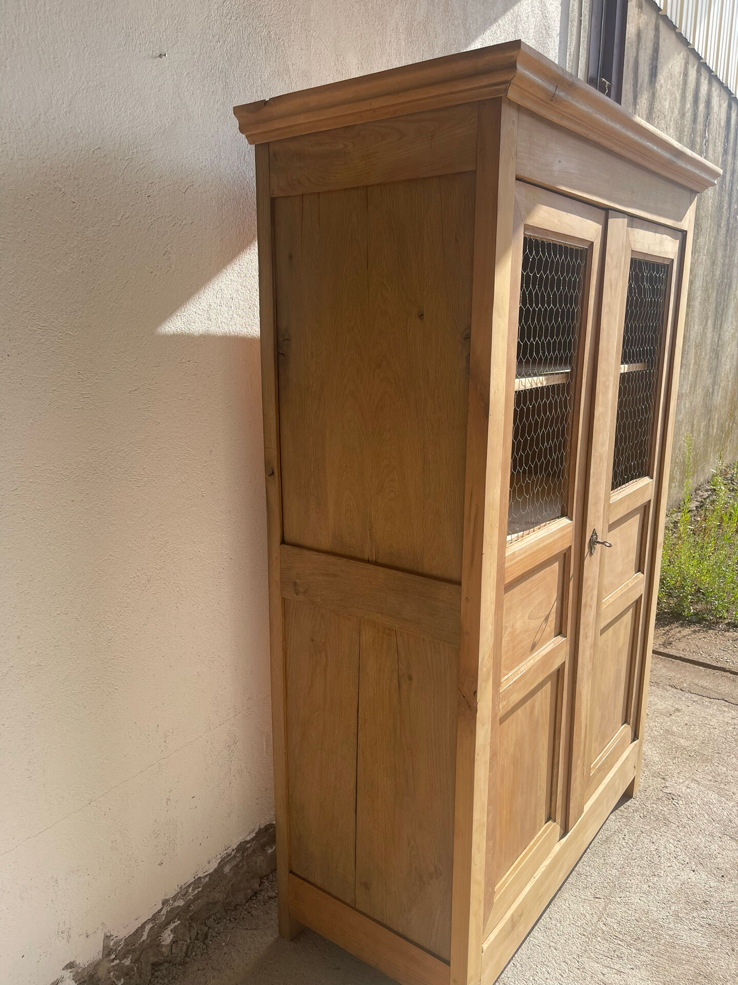 Armoire parisienne /vaisselier/bibliothèque