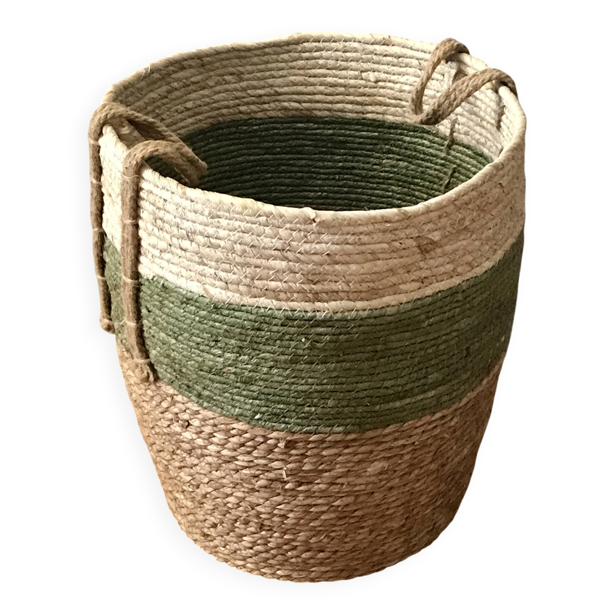 Large storage basket made from natural fibers