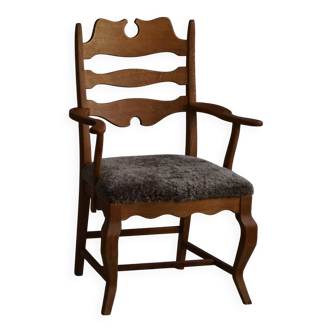 Razorblade armchair from the mid-20th century by Henning Kjærnulf, oak and lambswool, 1960.